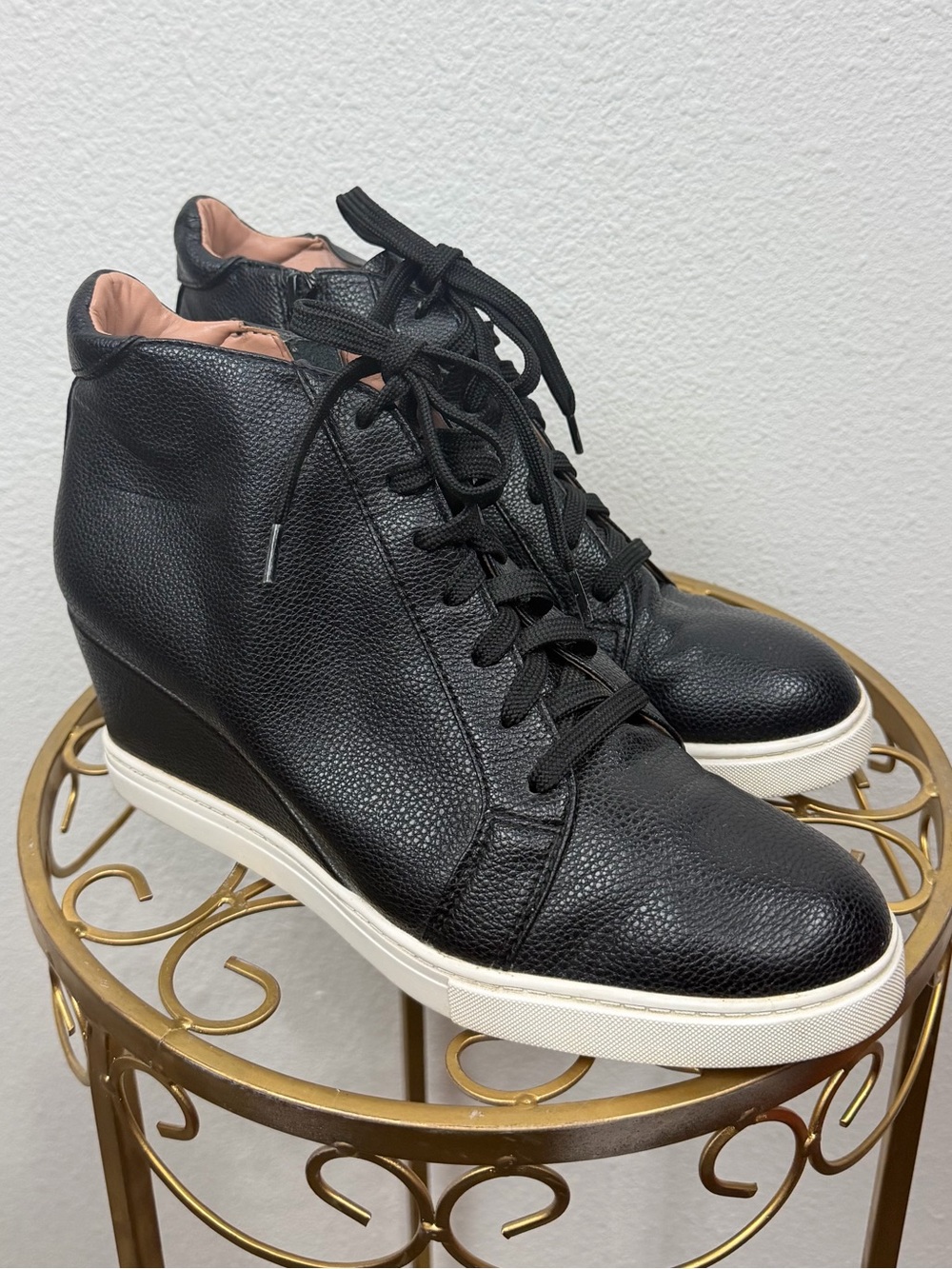 Paolo Black Wedge Lace-Up Sneakers with White Sole Size 9
